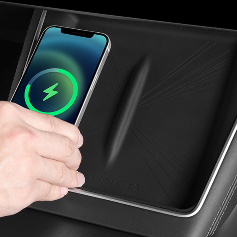 Silicone Wireless Charging Mat for Tesla Model Y / 3