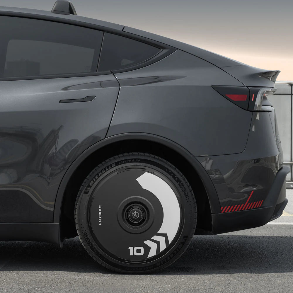 HALODISC 2 - ARROW Black | Wheel Covers for Tesla