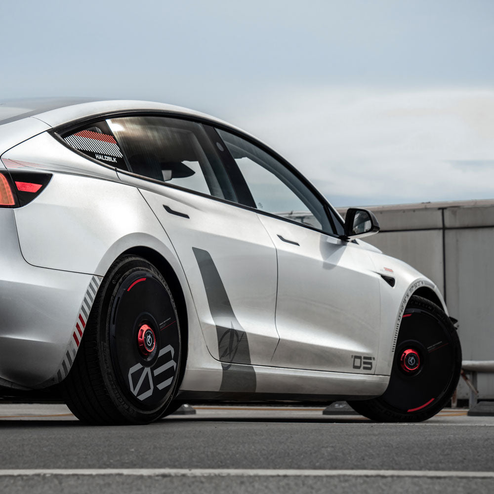 HALODISC 2 - Custom Numbers - Black | Wheel Covers for Tesla