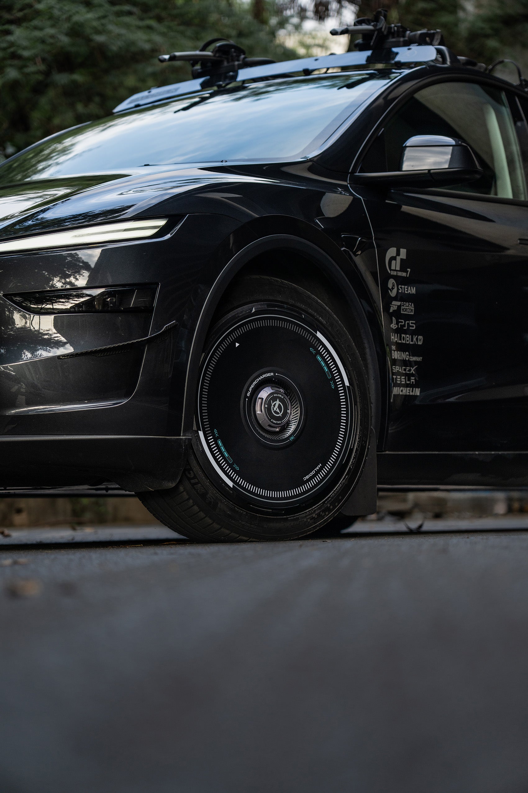 HALODISC 2 - SuperChager Black | Wheel Covers for Tesla