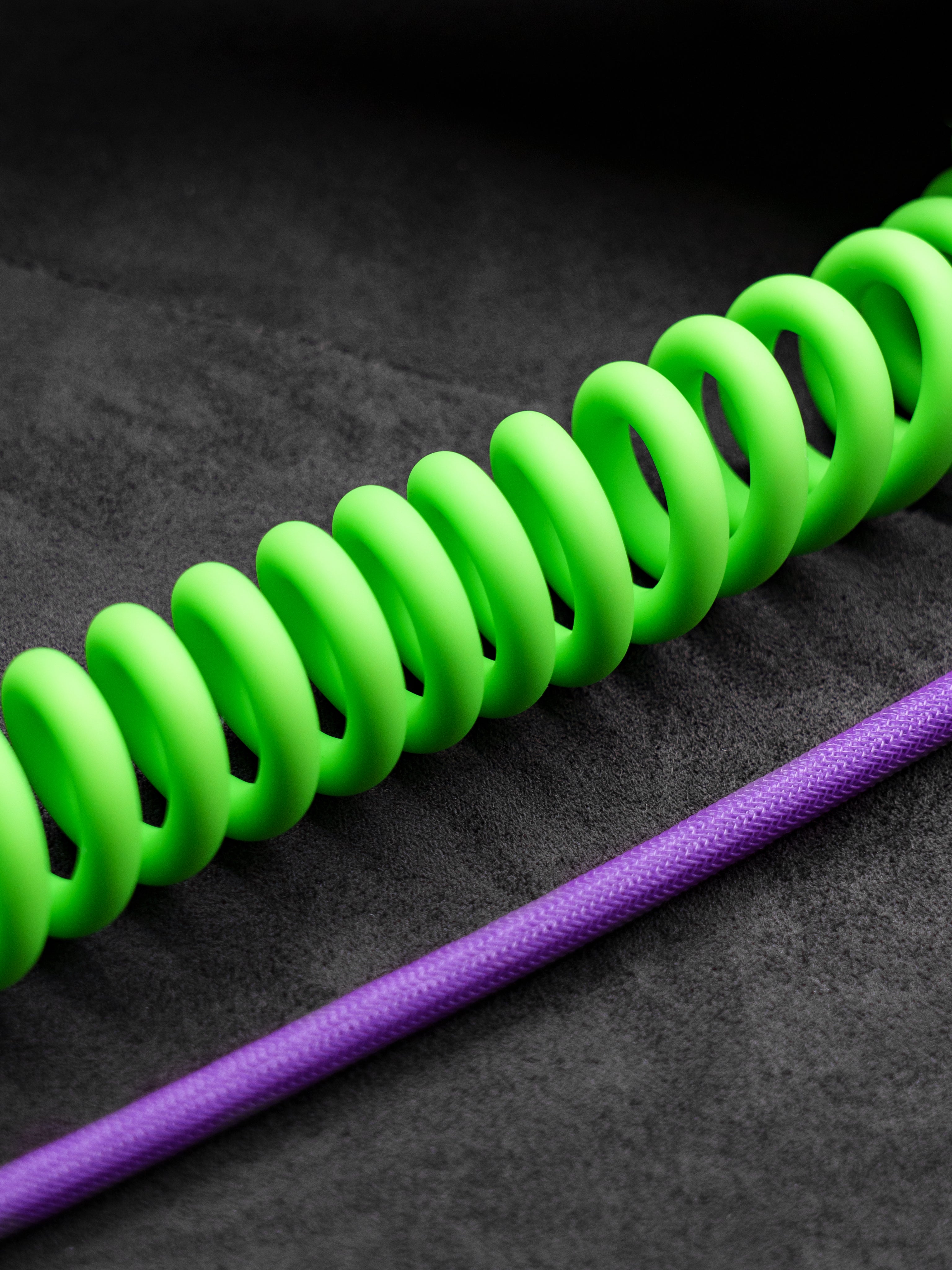 TITA Coiled Dual Type-C Fast Charging Cable