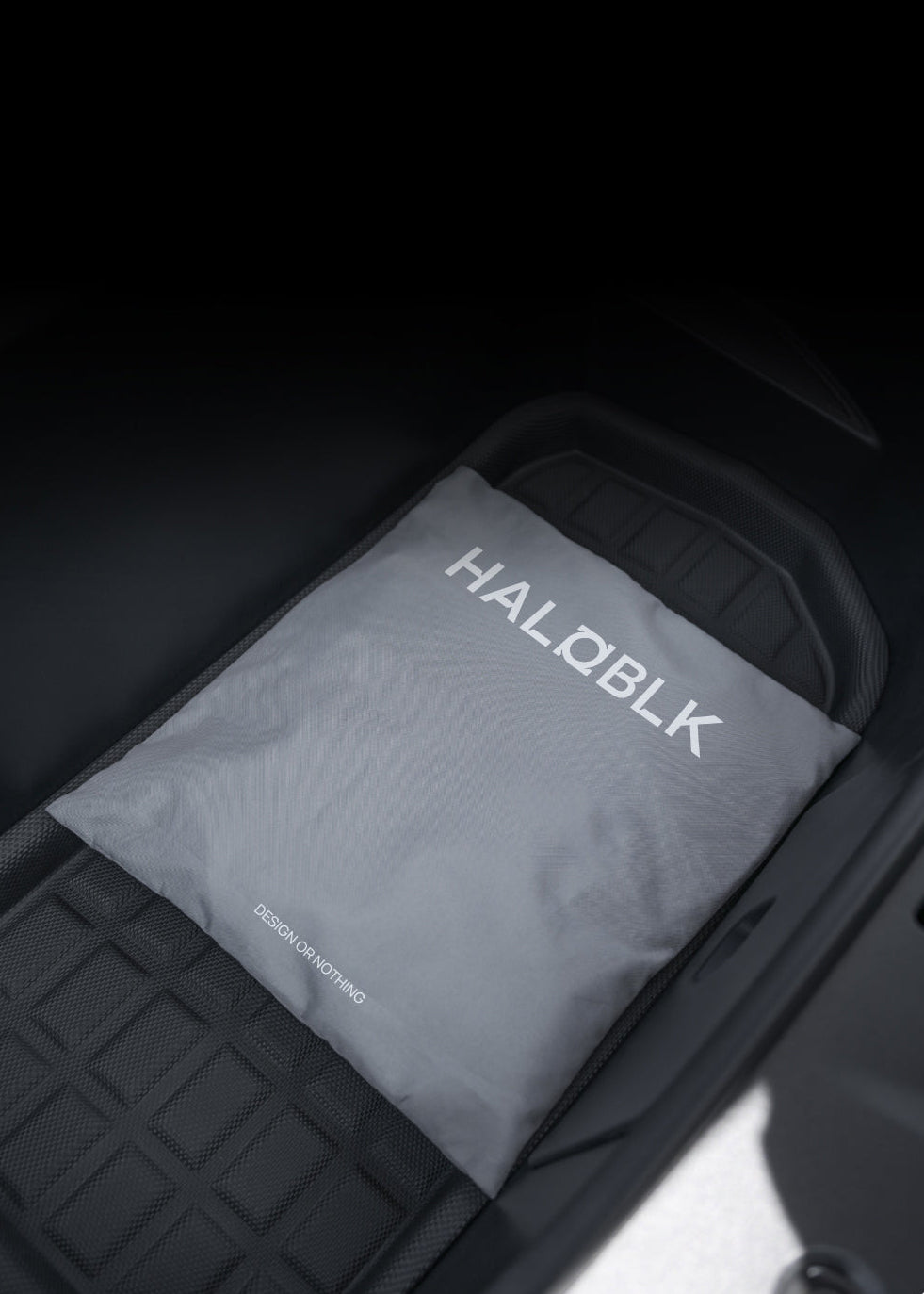 Haloblk Roof Sunshade for Tesla Model Y / YL (Magnetic Clip-On Design)