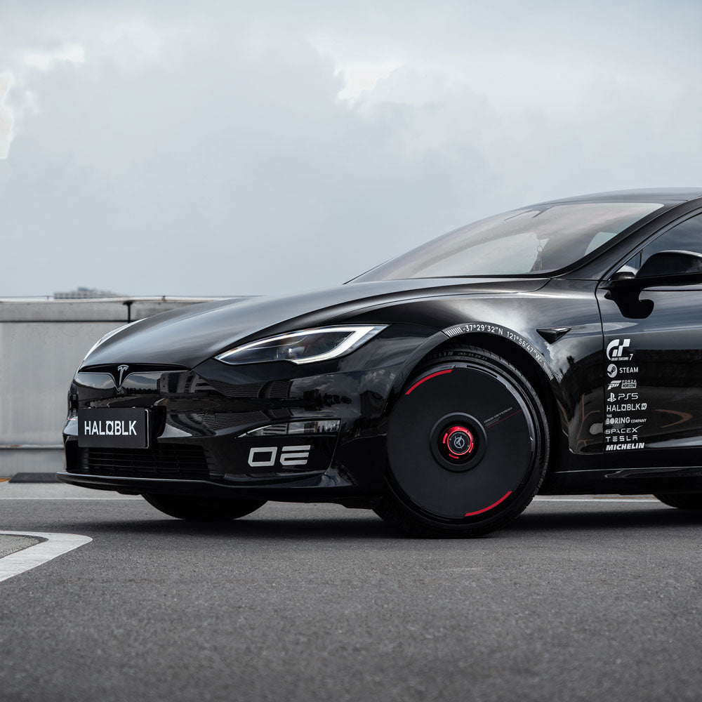 HALODISC 2 - Custom Numbers - Black | Wheel Covers for Tesla