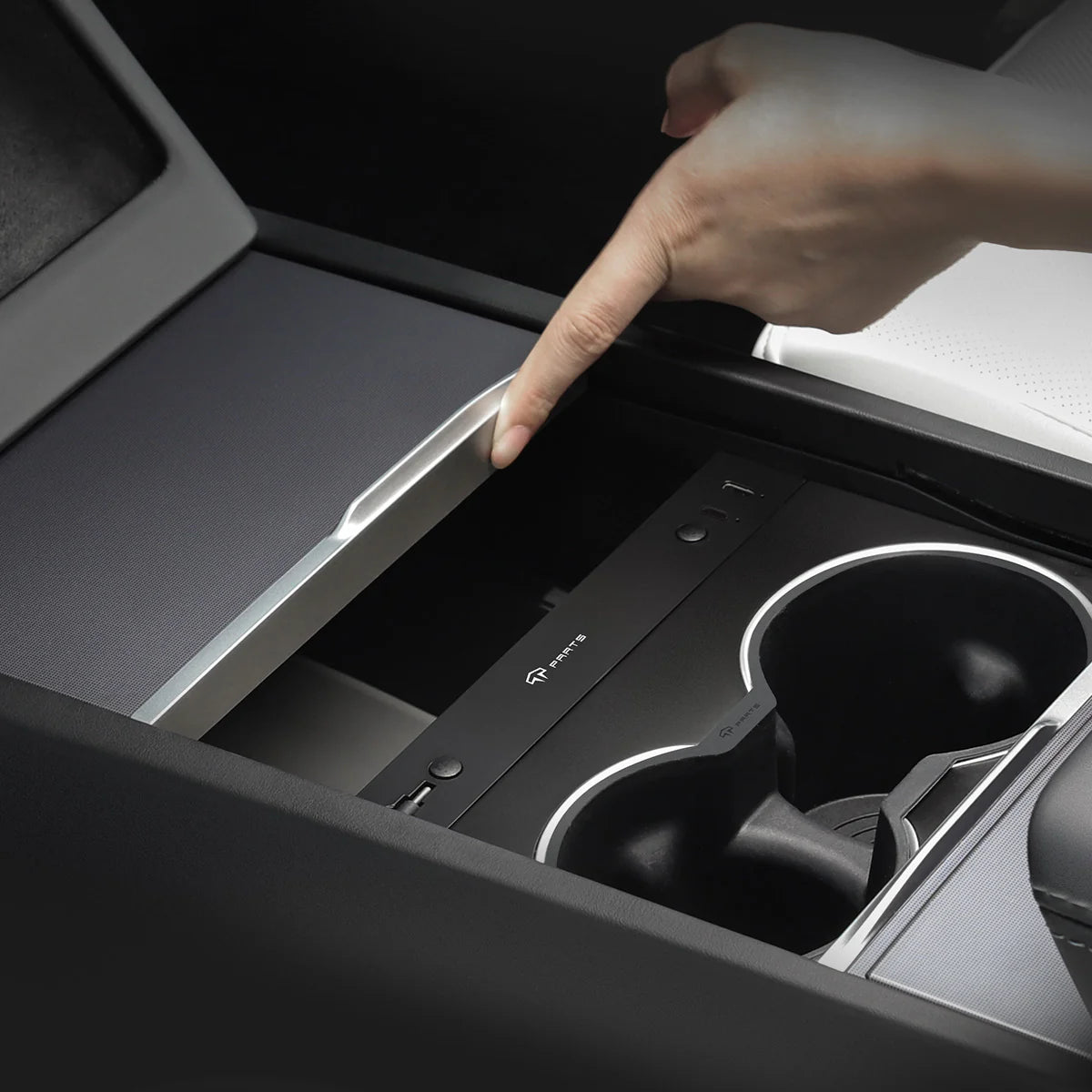 Muti-Ports Center Console USB Charging Hub for Tesla Model 3 /Model Y