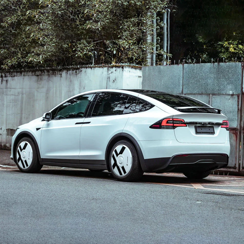 HALODISC 2 - X-Factor White | Wheel Covers for Tesla