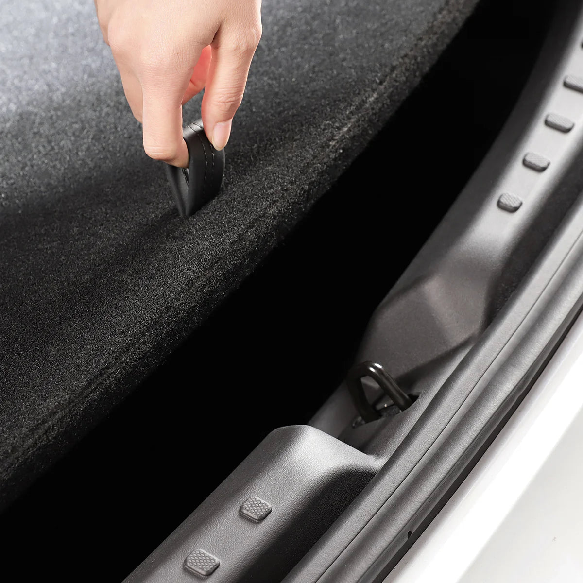 Tesla Tailgate Threshold Cover for Model 3 Highland