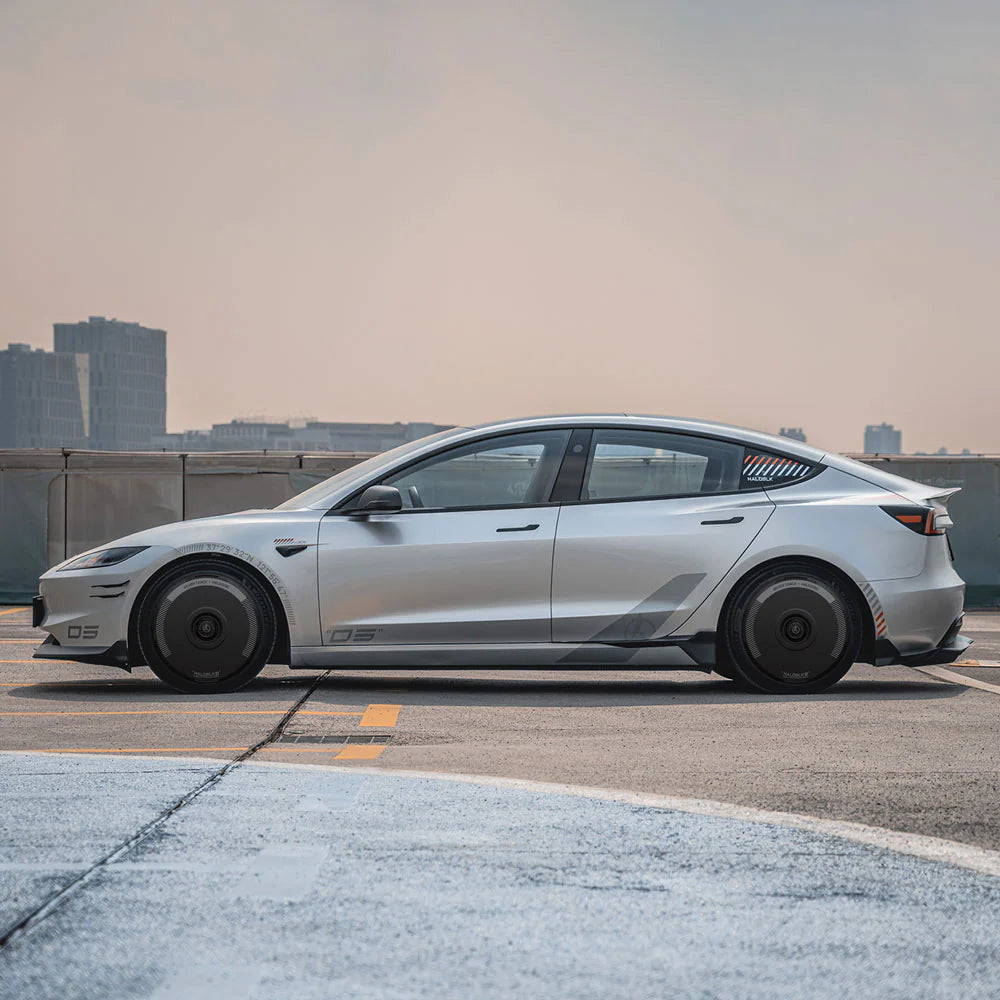 HALODISC 2 - SILVER TRACK Black | Wheel Covers for Tesla