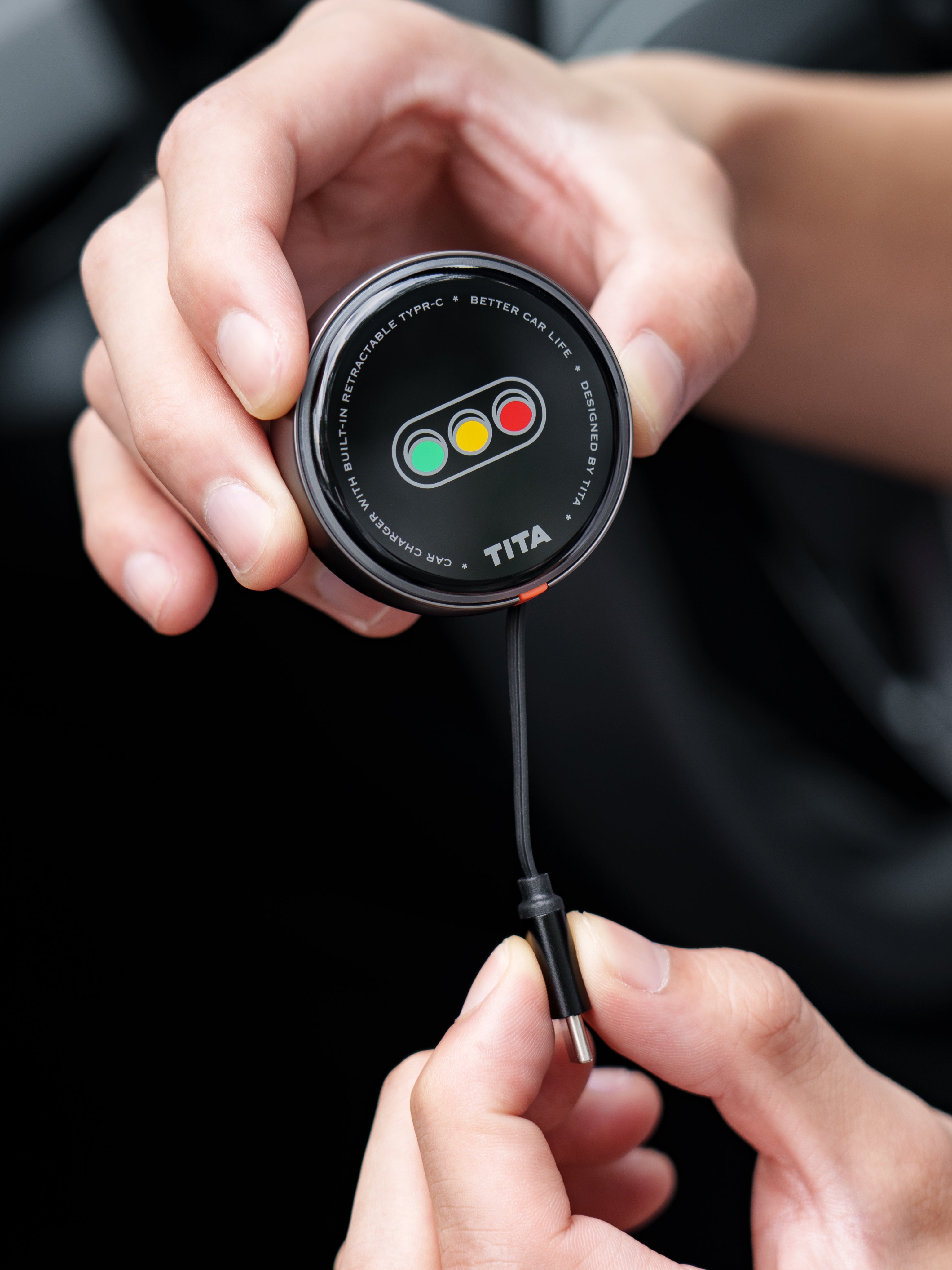TITA 45W Retractable Car Charger – 3-Port Fast Charging Hub