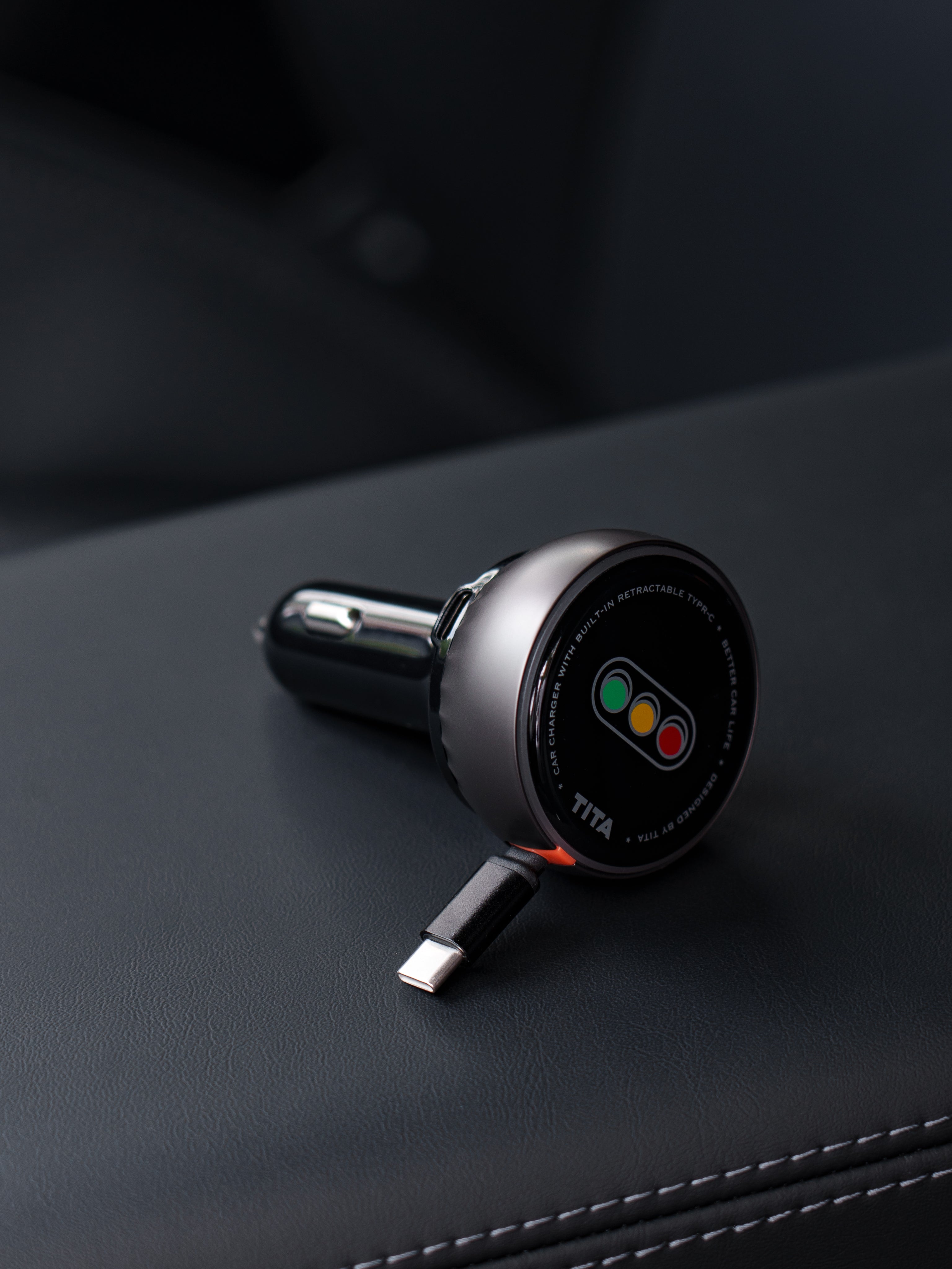 TITA 45W Retractable Car Charger – 3-Port Fast Charging Hub